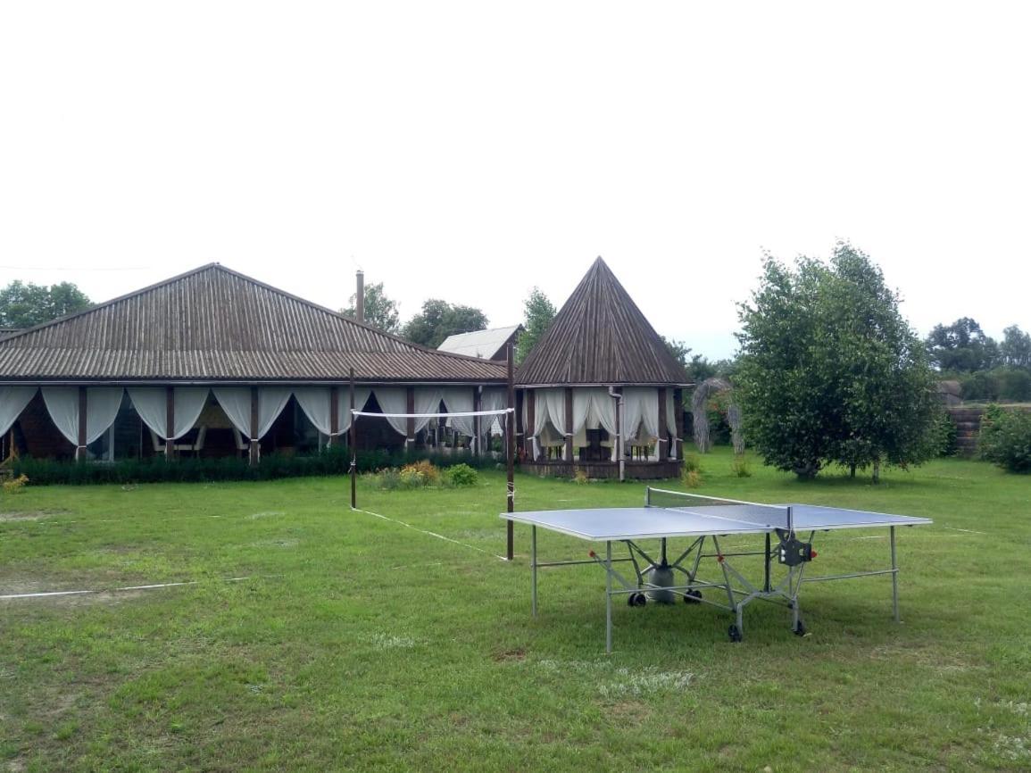 "Дальний Кордон" Hotel Moshchanytsya Exterior photo